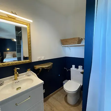 Chez Carole, Le Jardin Secret Au Coeur Du Village *