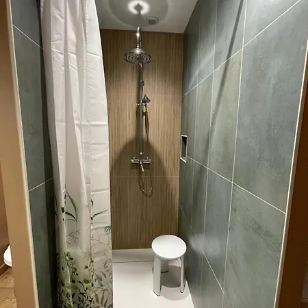بيت للعطل Chez Carole, Le Jardin Secret Au Coeur Du Village Vazerac