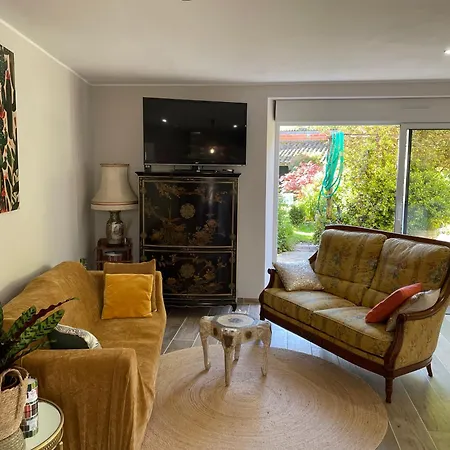 بيت للعطل Chez Carole, Le Jardin Secret Au Coeur Du Village *