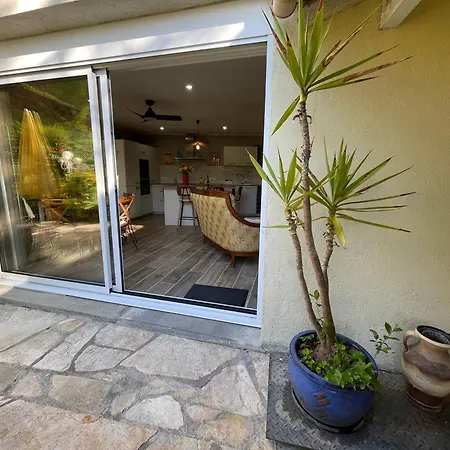 بيت للعطل Chez Carole, Le Jardin Secret Au Coeur Du Village *